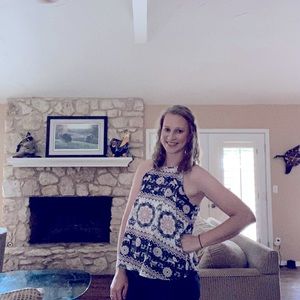 Meet your Posher, Abby